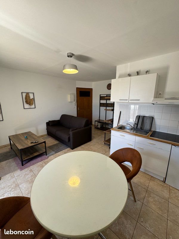 Appartement à louer, 26m², Carnoux-en-Provence
