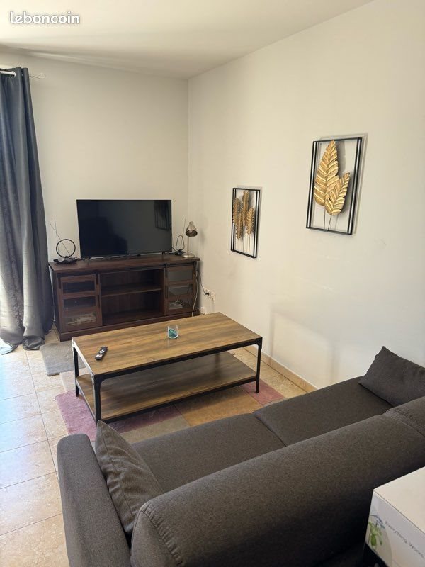 Appartement à louer, 26m², Carnoux-en-Provence