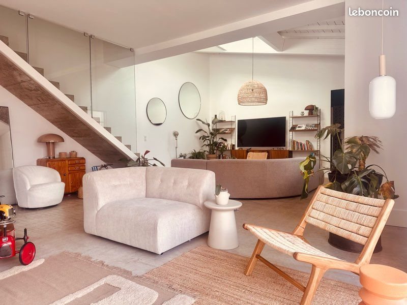 Maison à louer, 160m², Saint-Laurent-de-Chamousset