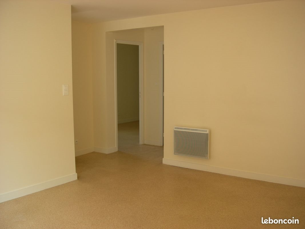 Appartement à louer, 68m², Baud