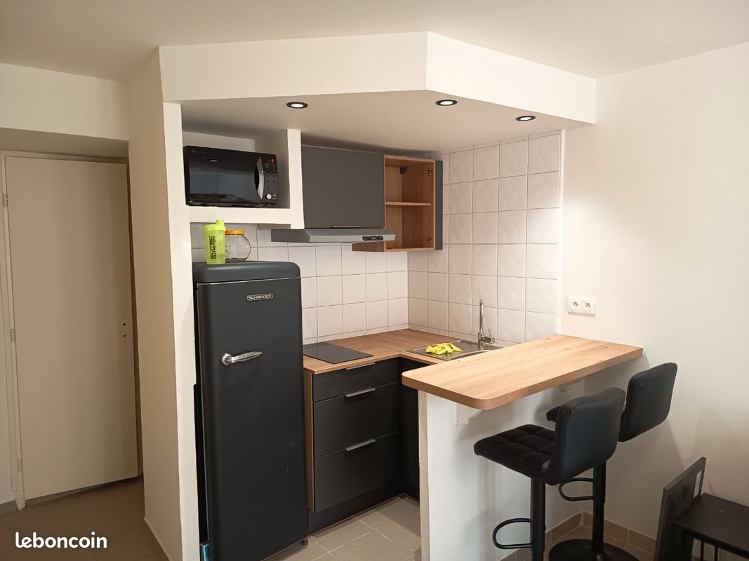 Appartement à louer, 28m², Le Luc