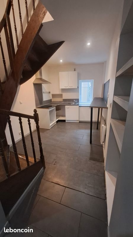 Appartement à louer, 70m², Molières