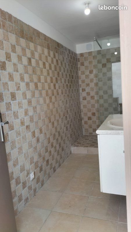 Appartement à louer, 75m², Saint-Martin-du-Var
