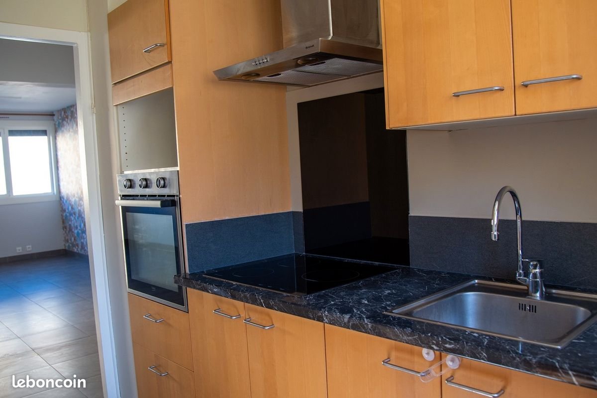 Appartement à louer, 80m², Millau