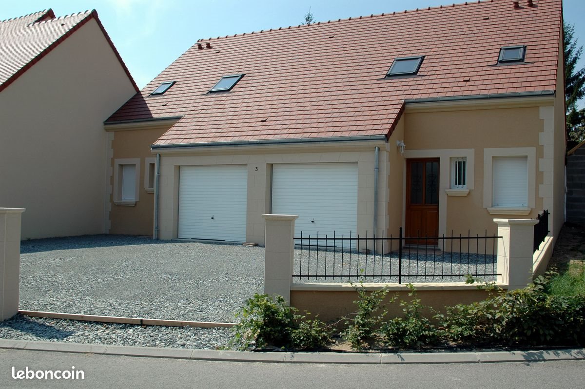 Maison à louer, 80m², Arcisses