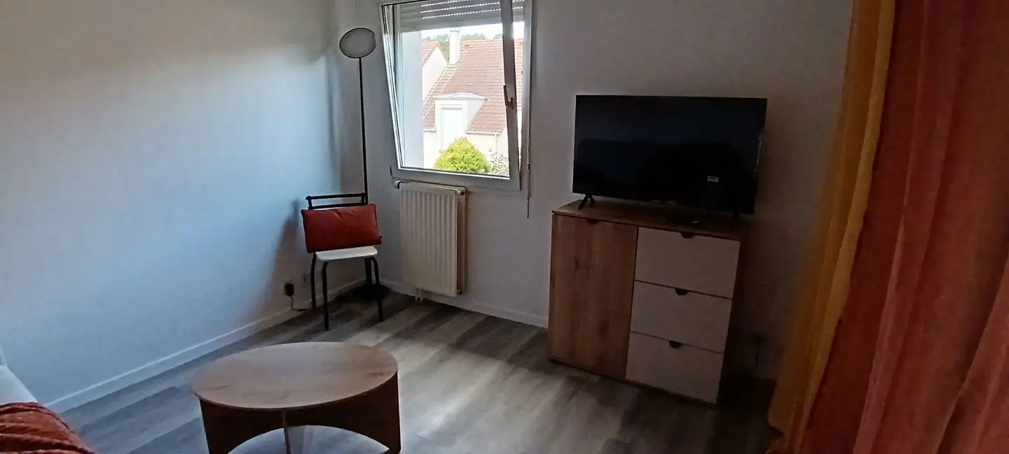 Appartement à louer, 22m², Evry