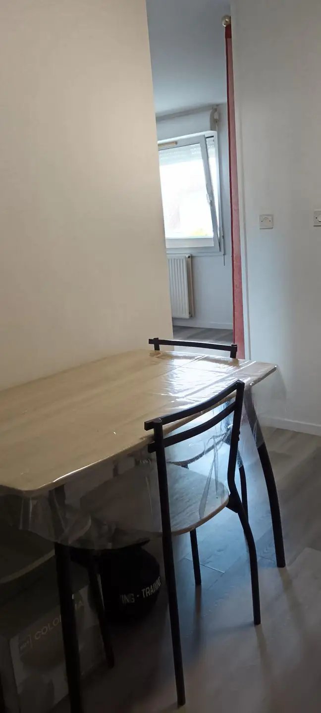 Appartement à louer, 22m², Evry
