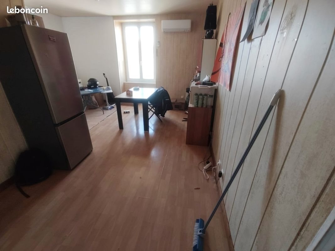 Appartement à louer, 54m², Thénezay