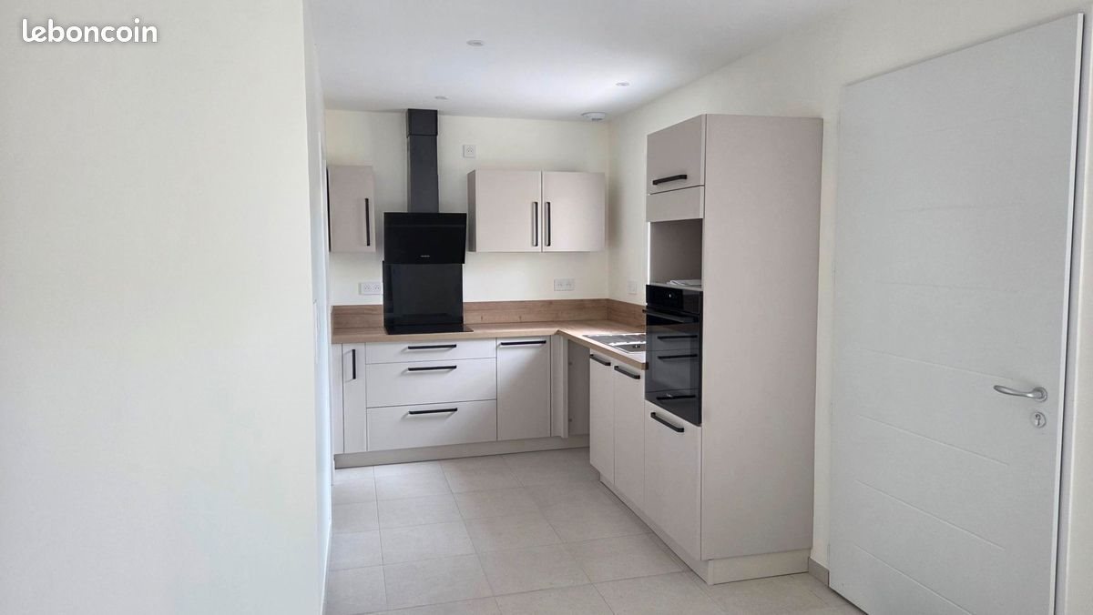 Maison à louer, 73m², Saint-Méen-le-Grand