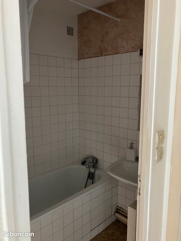 Appartement à louer, 25m², Niort