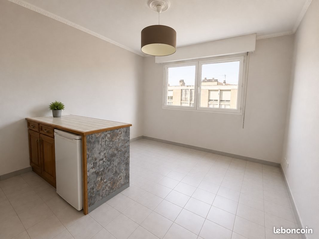 Appartement à louer, 19m², Aubagne