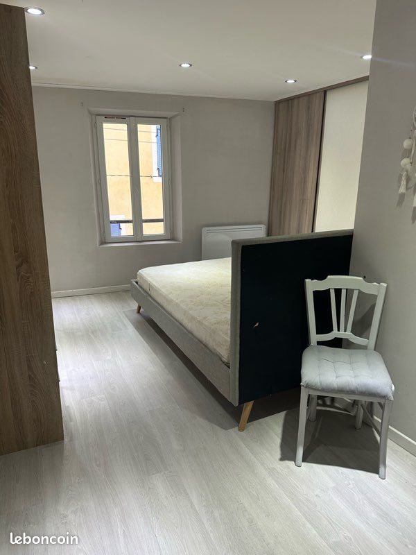 Appartement à louer, 45m², Rians