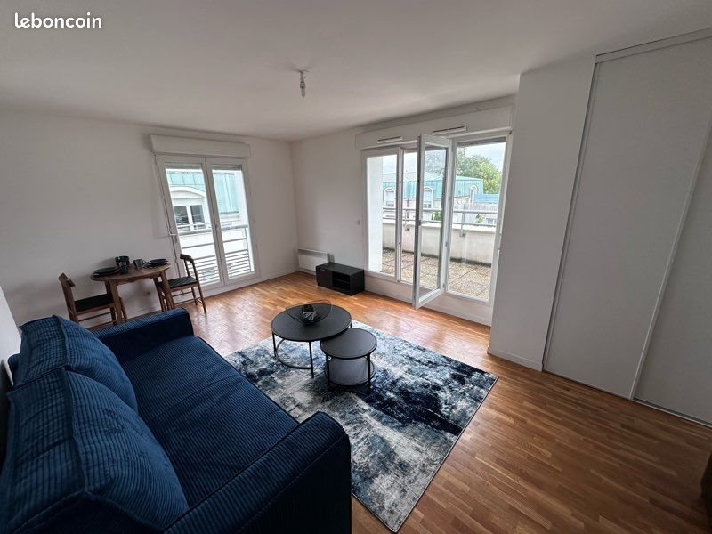 Appartement à louer, 33m², Evry