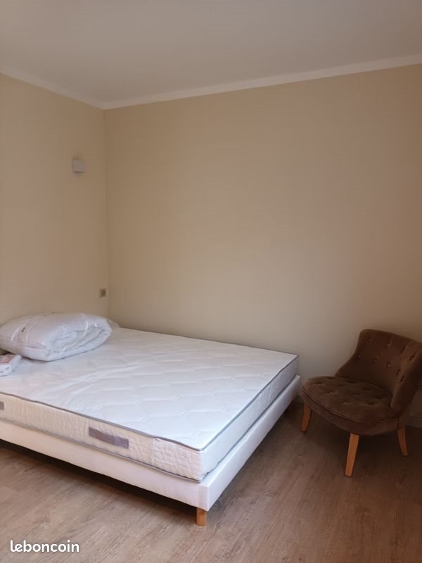 Appartement à louer, 42m², Etaux