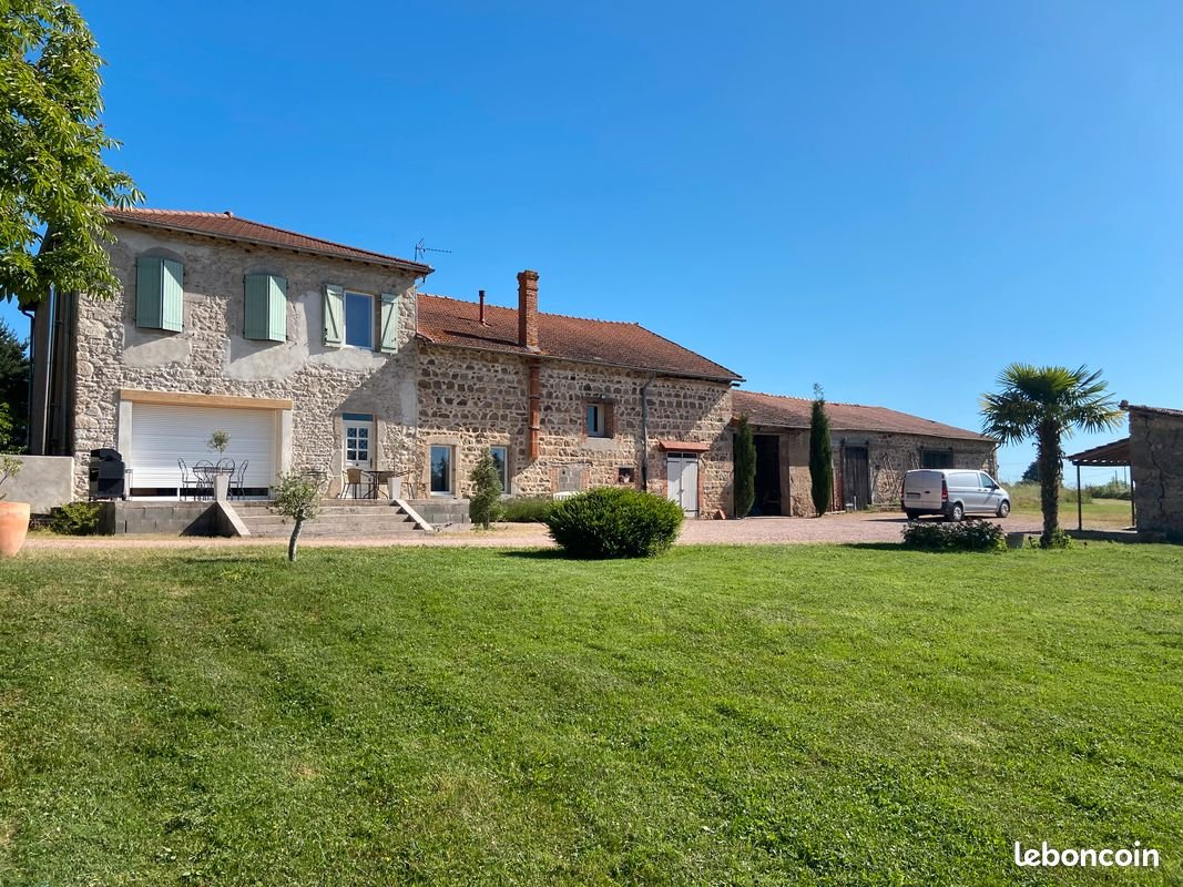 Maison à vendre, 170m², Ambierle