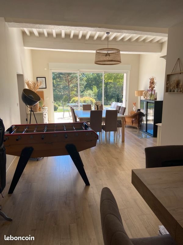 Maison à vendre, 170m², Ambierle