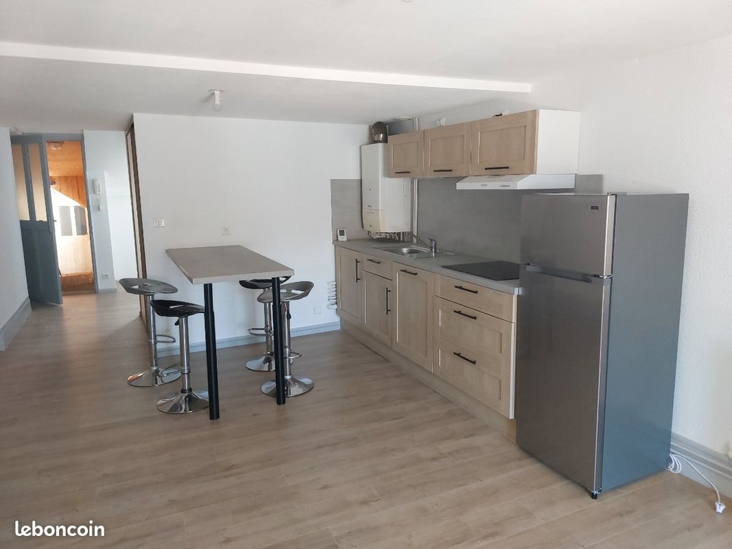 Appartement à louer, 40m², Lons-le-Saunier