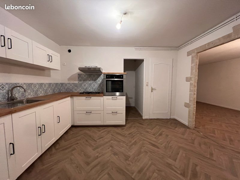 Maison à louer, 120m², Saint-Maixent-l'Ecole