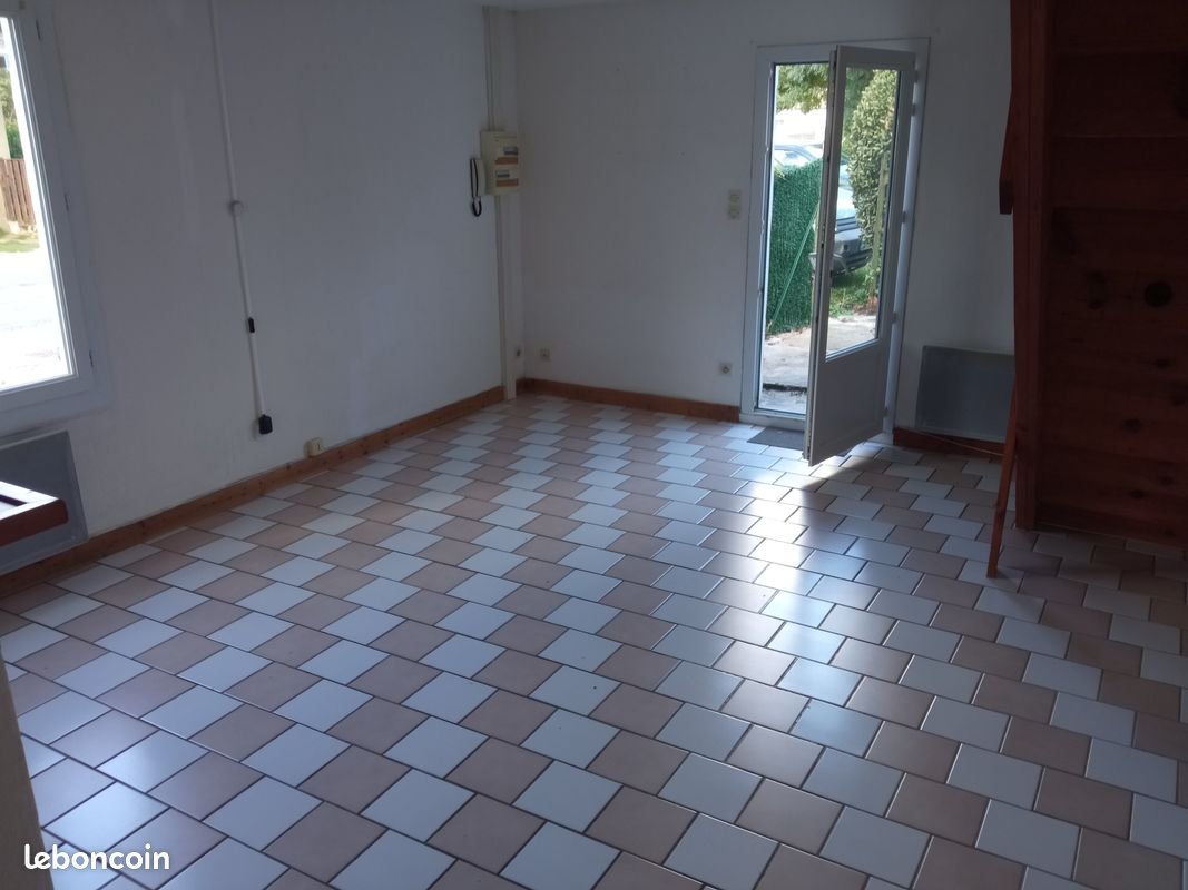 Appartement à louer, 50m², Saintes