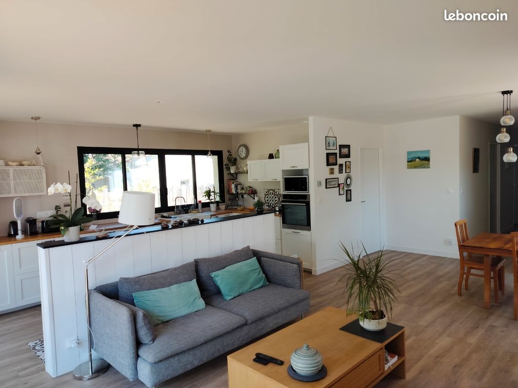 Maison à vendre, 102m², Salleboeuf