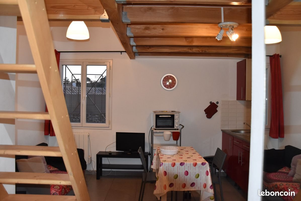 Appartement à louer, 25m², Nîmes
