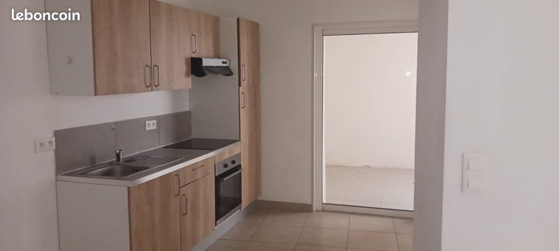 Appartement à louer, 79m², Carpentras