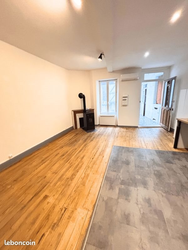 Appartement à louer, 66m², Cazères