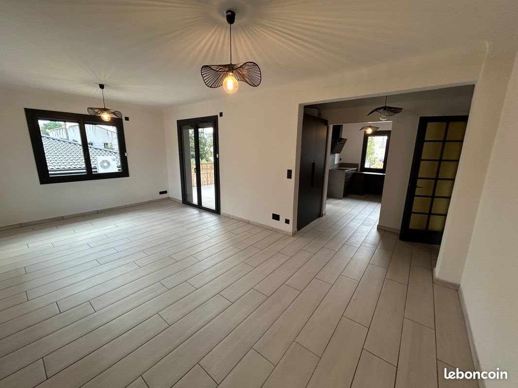 Maison à vendre, 71m², Vias