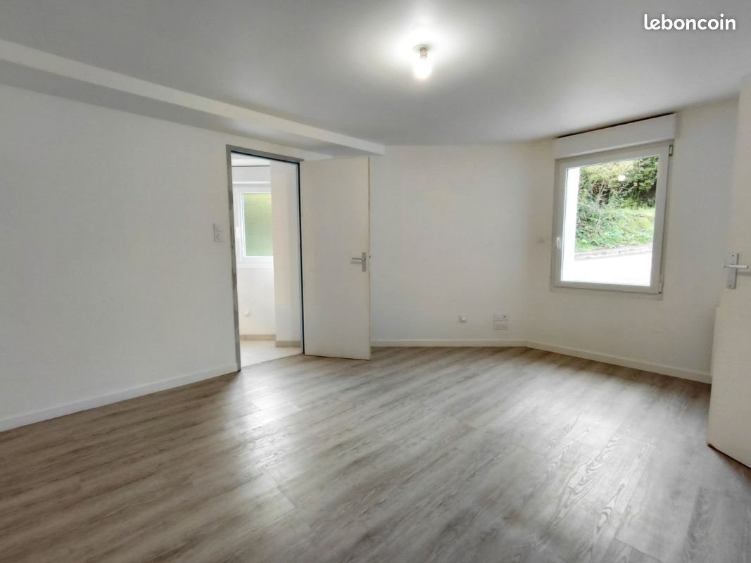 Appartement à louer, 300m², Landivisiau
