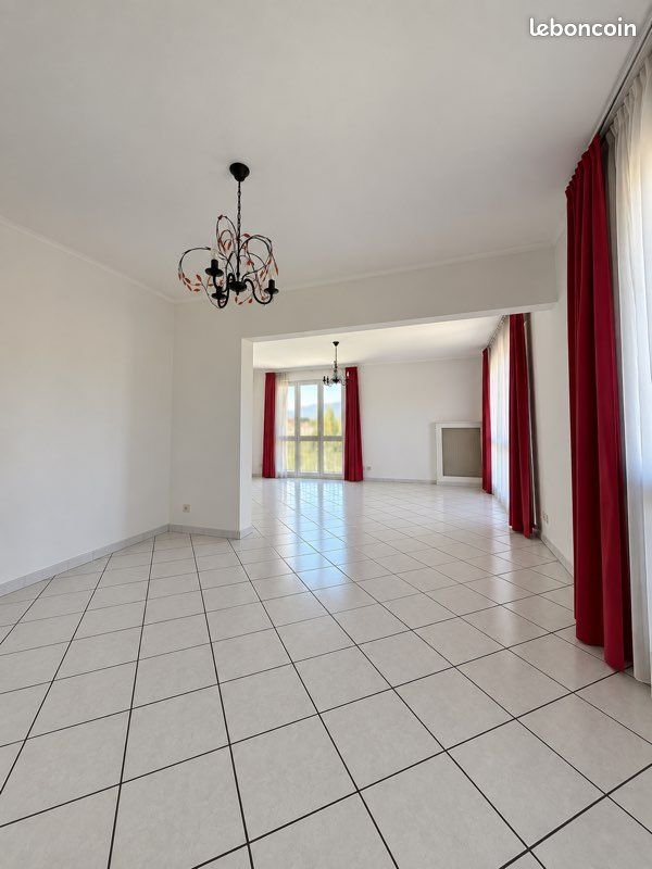 Appartement à vendre, 105m², Fontaine