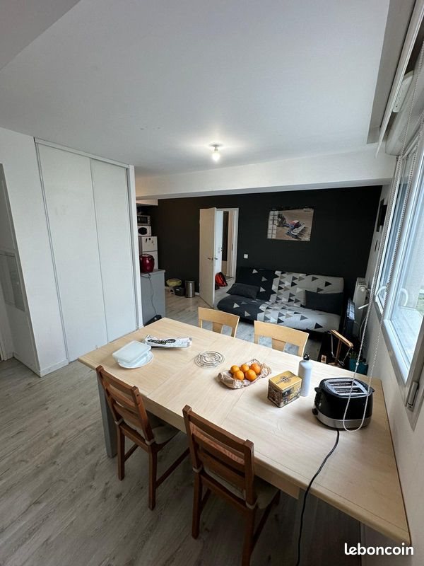 Appartement à louer, 55m², Lille