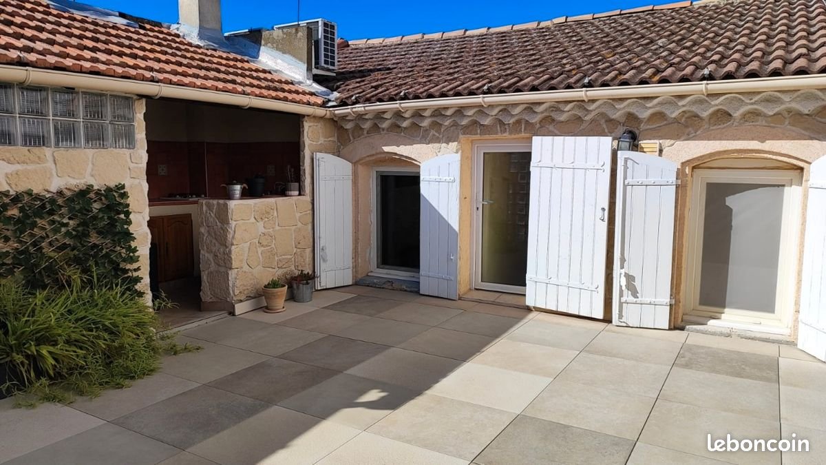 Maison à louer, 70m², Rognonas