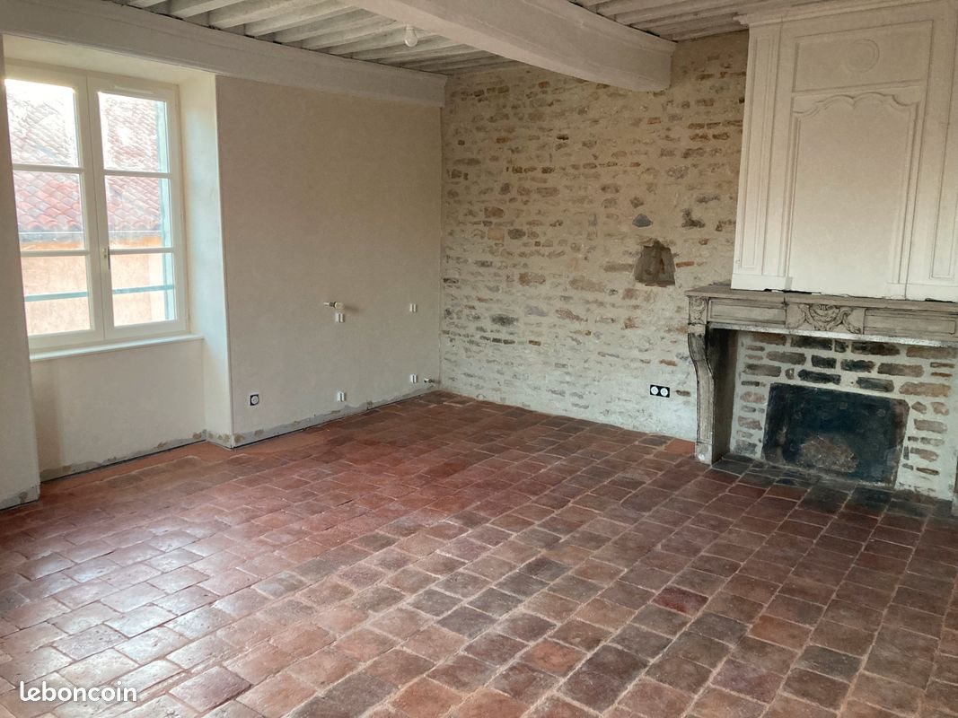 Appartement à louer, 47m², Cluny