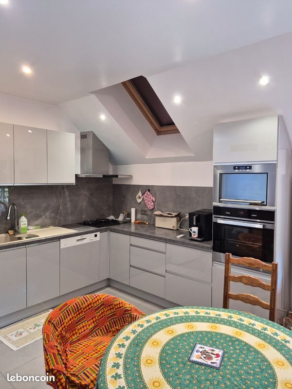 Appartement à louer, 90m², Saint-Laurent-du-Pont
