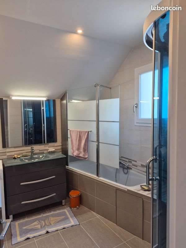 Appartement à louer, 90m², Saint-Laurent-du-Pont