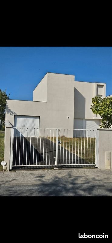 Maison à louer, NaNm², La Rochelle