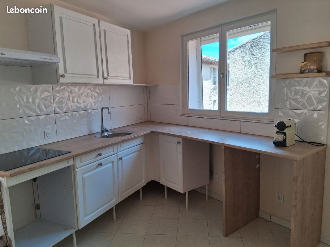 Appartement à louer, 66m², Cuers