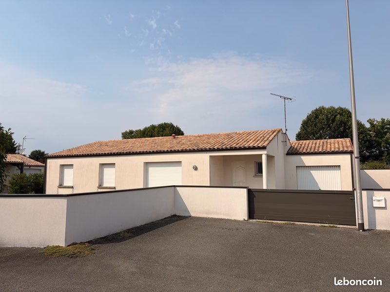 Maison à louer, 130m², Saint-Sulpice-de-Royan