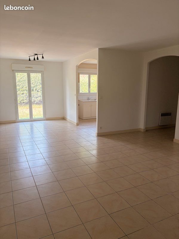 Maison à louer, 130m², Saint-Sulpice-de-Royan