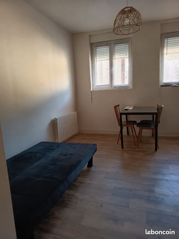 Appartement à louer, 27m², Pont-Hébert