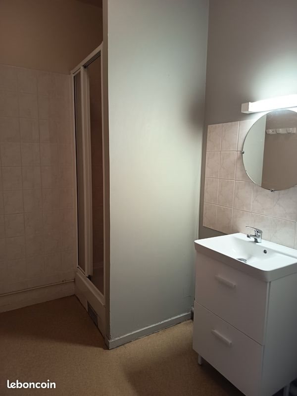 Appartement à louer, 27m², Pont-Hébert