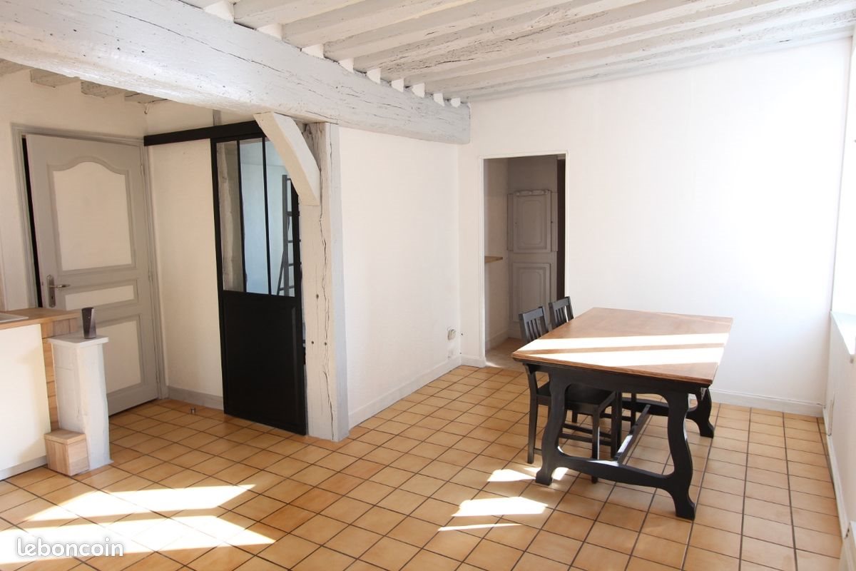 Appartement à louer, 45m², Orléans