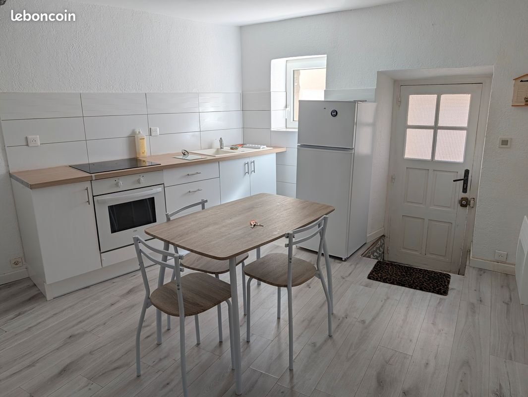 Maison à louer, 43m², Magalas