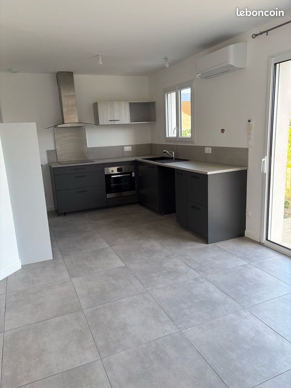 Maison à louer, 80m², Breuil-Magné