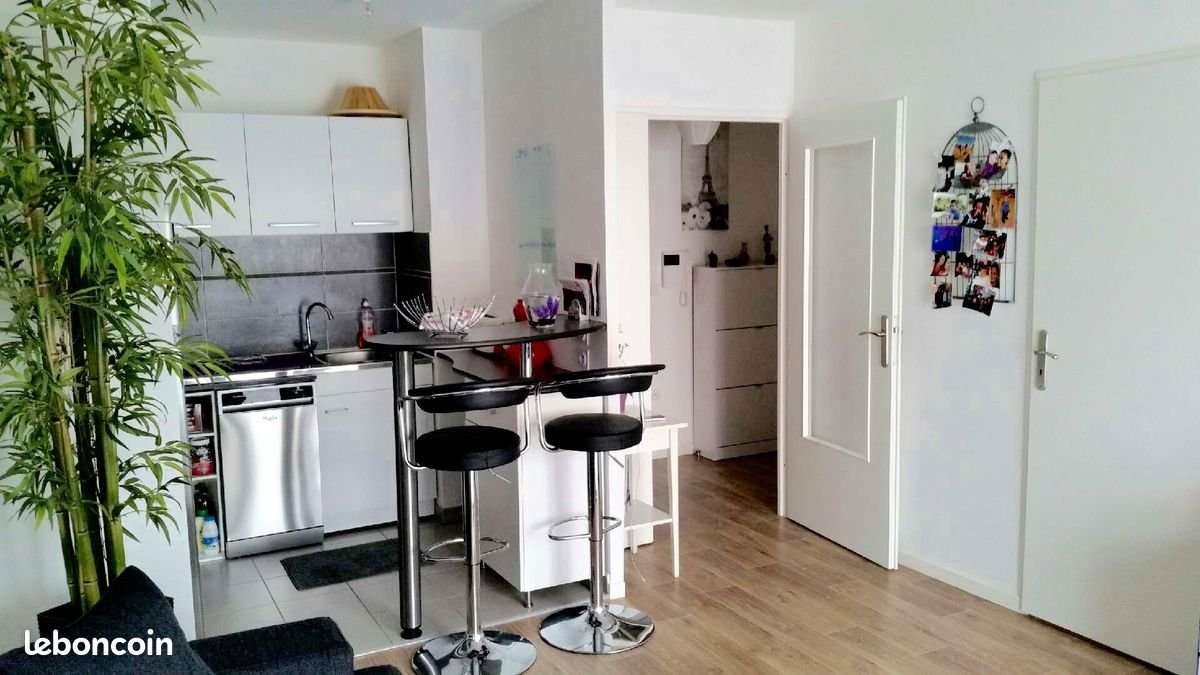 Appartement à louer, 40m², Bois-d'Arcy