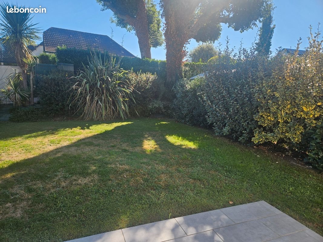 Maison à louer, 90m², Morlaàs