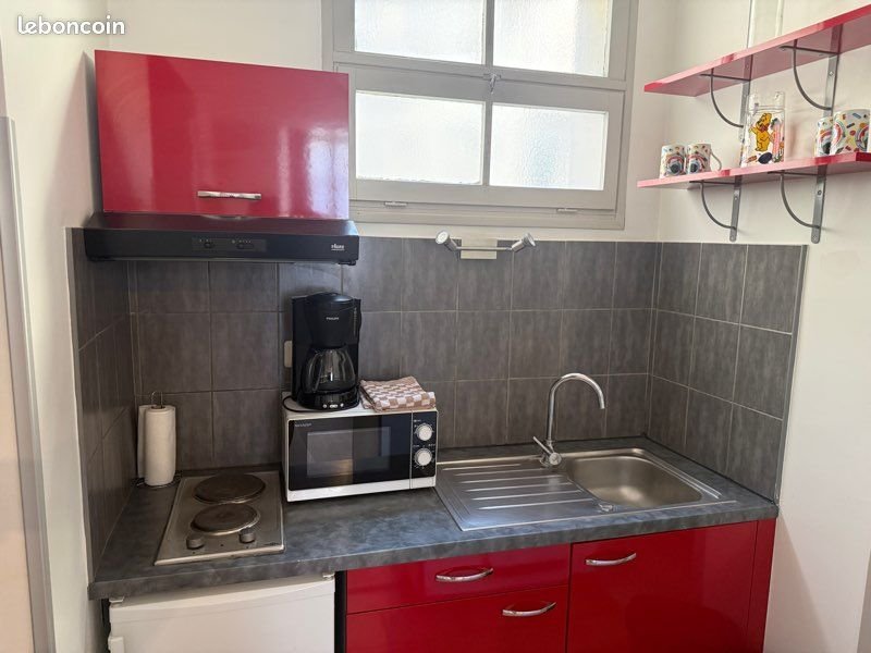Appartement à louer, 27m², Nîmes