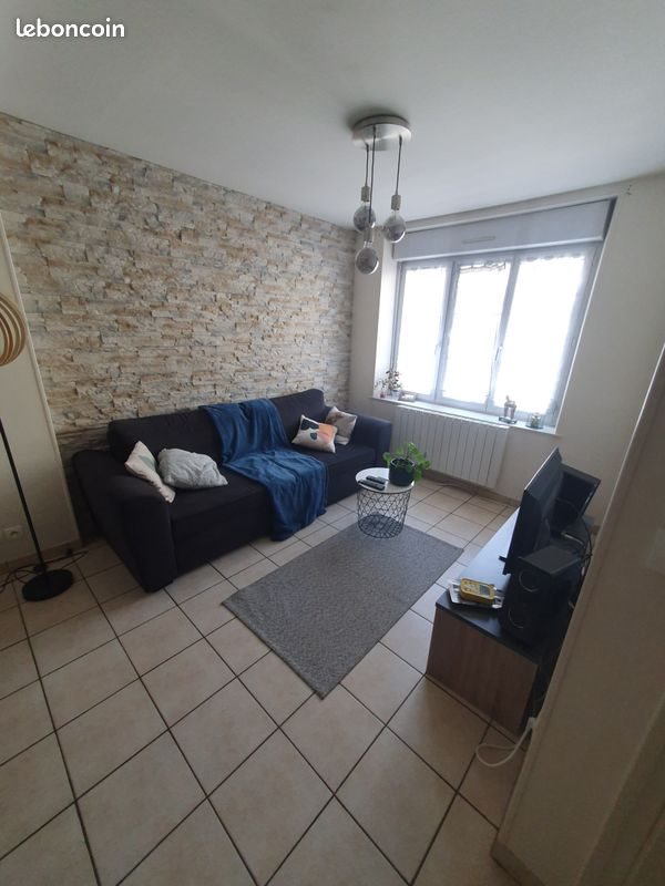 Maison à louer, 70m², Vassy