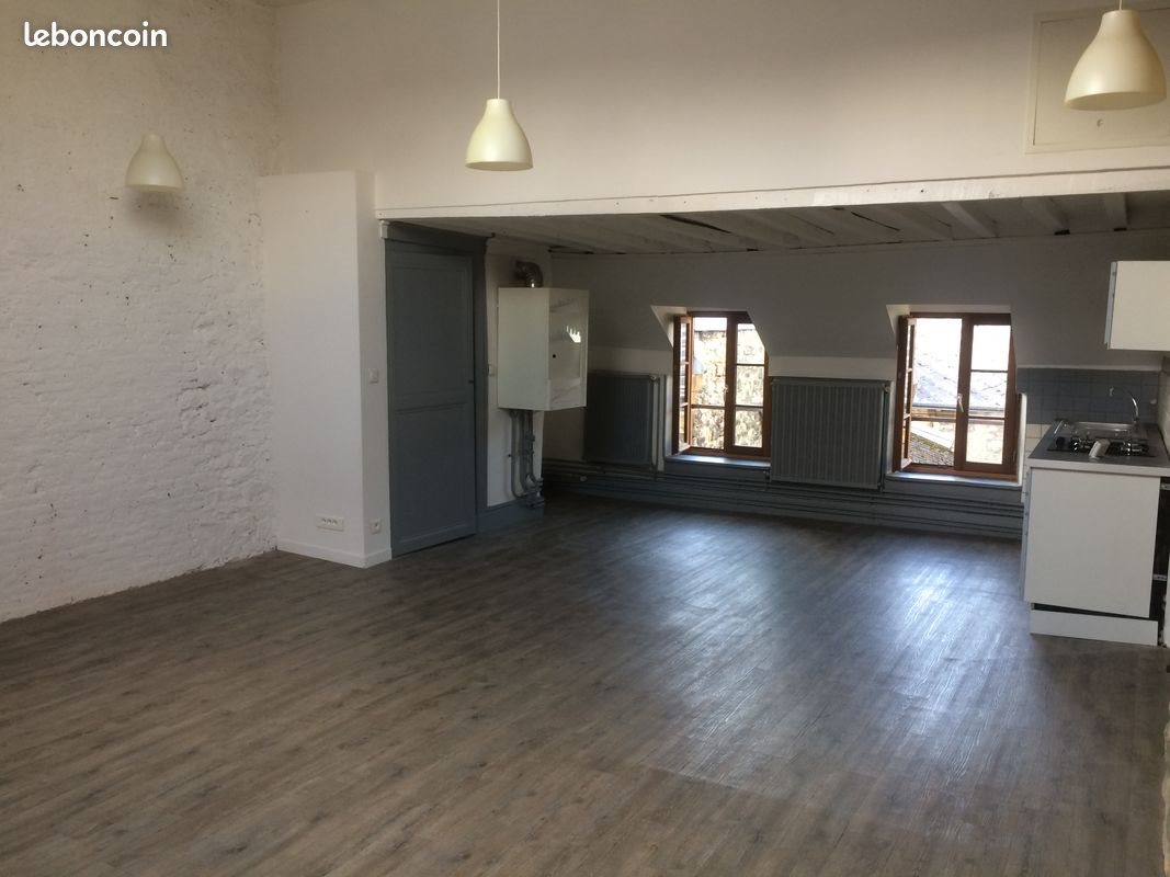 Appartement à louer, 57m², Charleville-Mézières