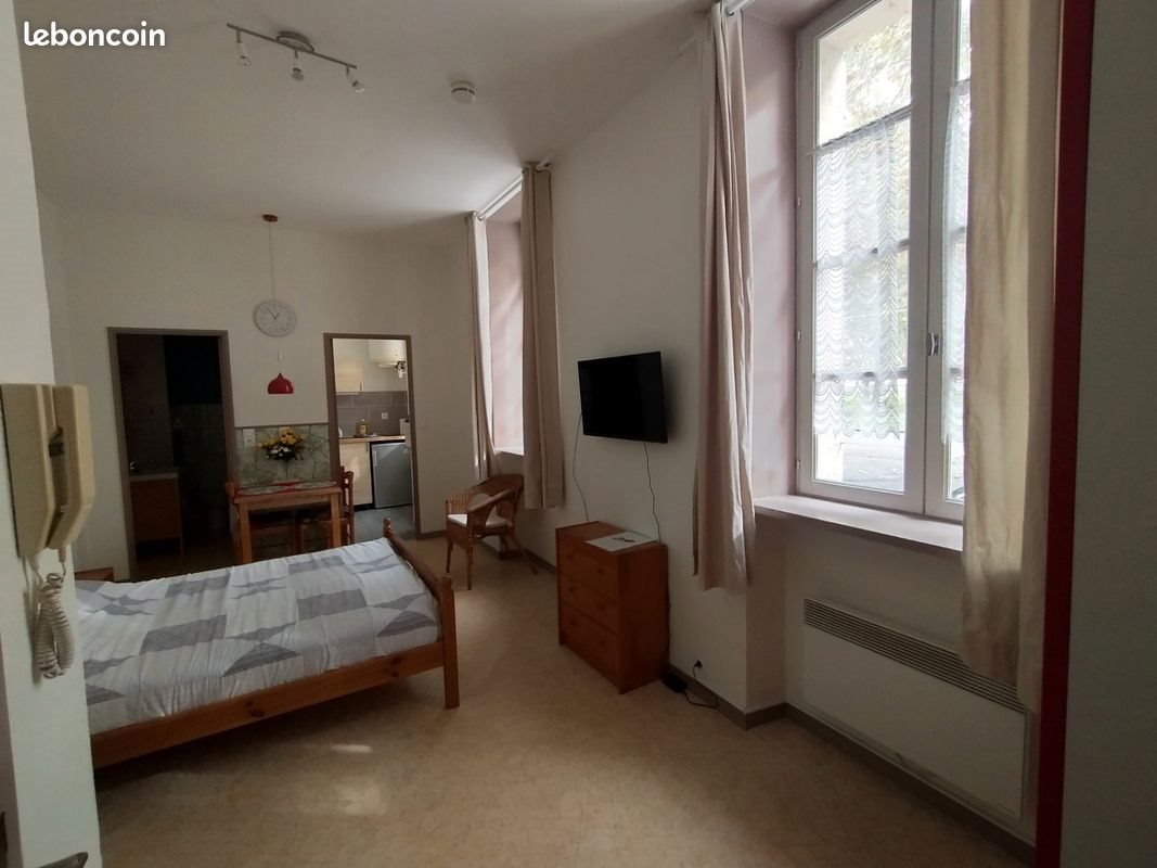 Appartement à louer, 23m², Rochefort